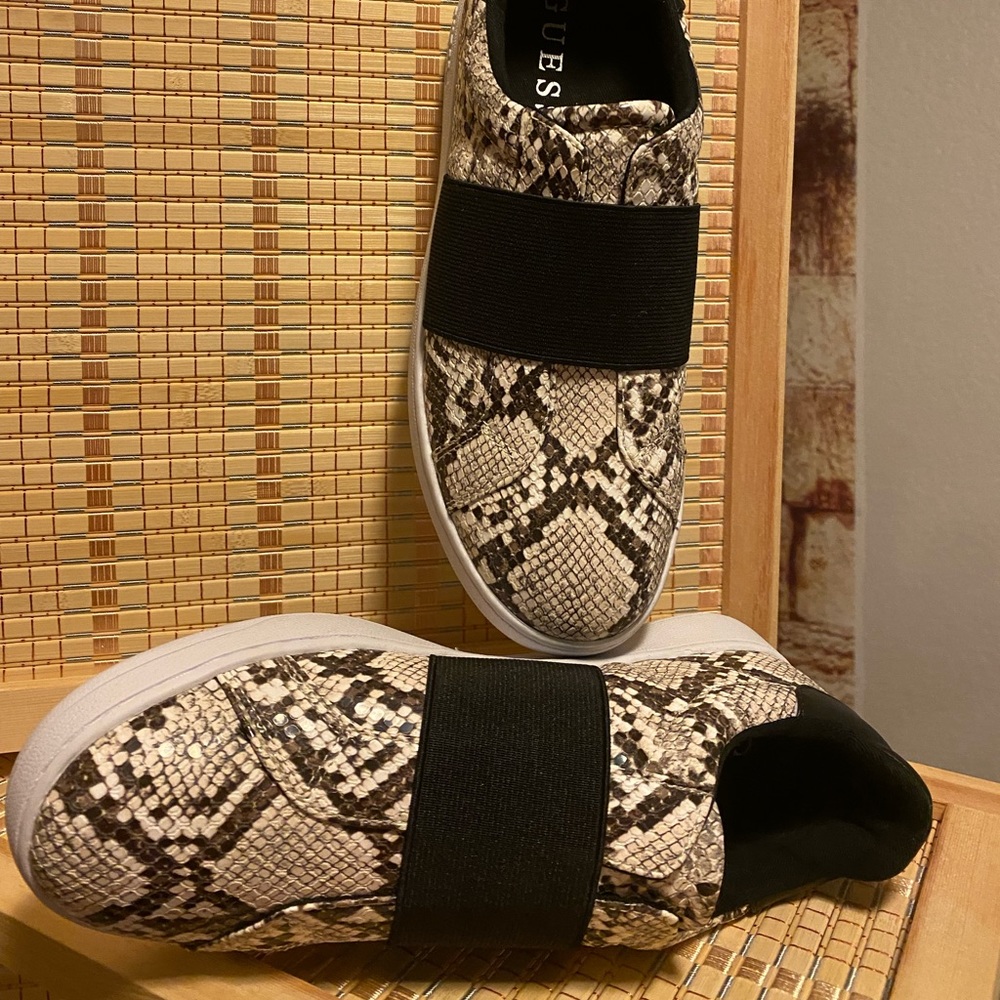 Guess women shoes